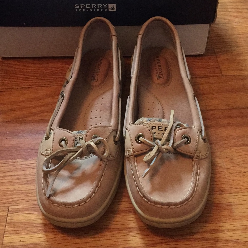 Sperry’s - Picture 2 of 5